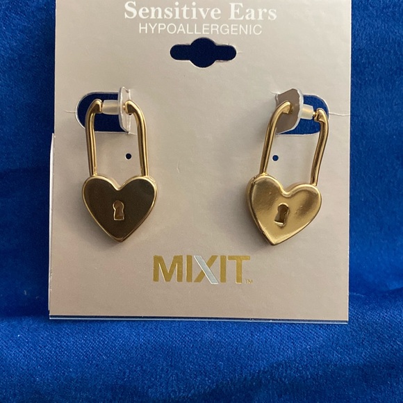 Jewelry | Heart Lock Earrings For Sensitive Ears | Poshmark